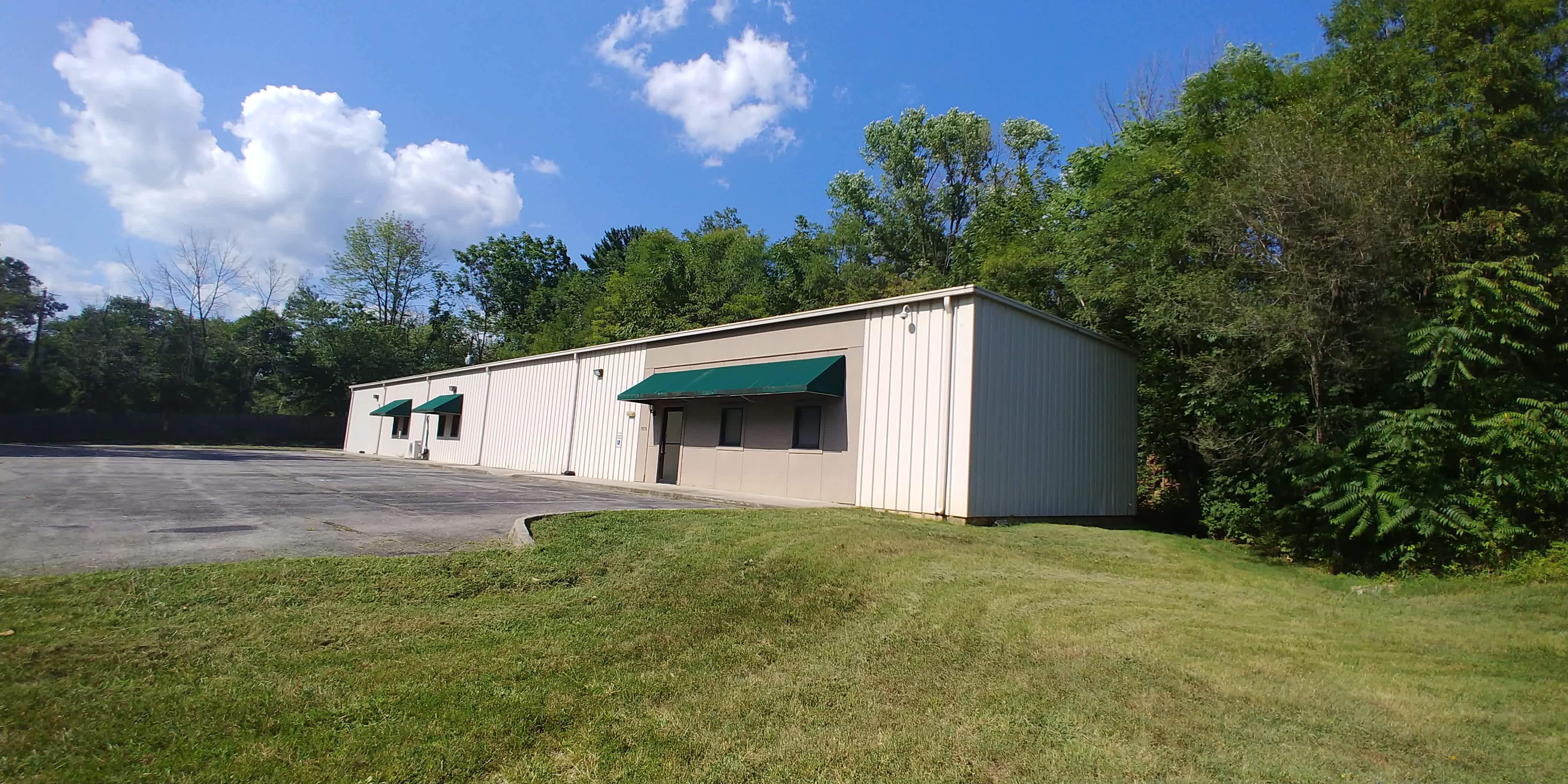 7575 Robertson Ln – photo 2