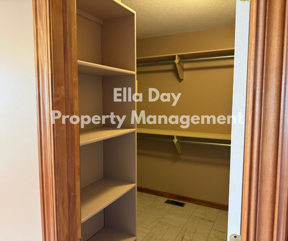 3025 Triple Creek Drive – photo 4