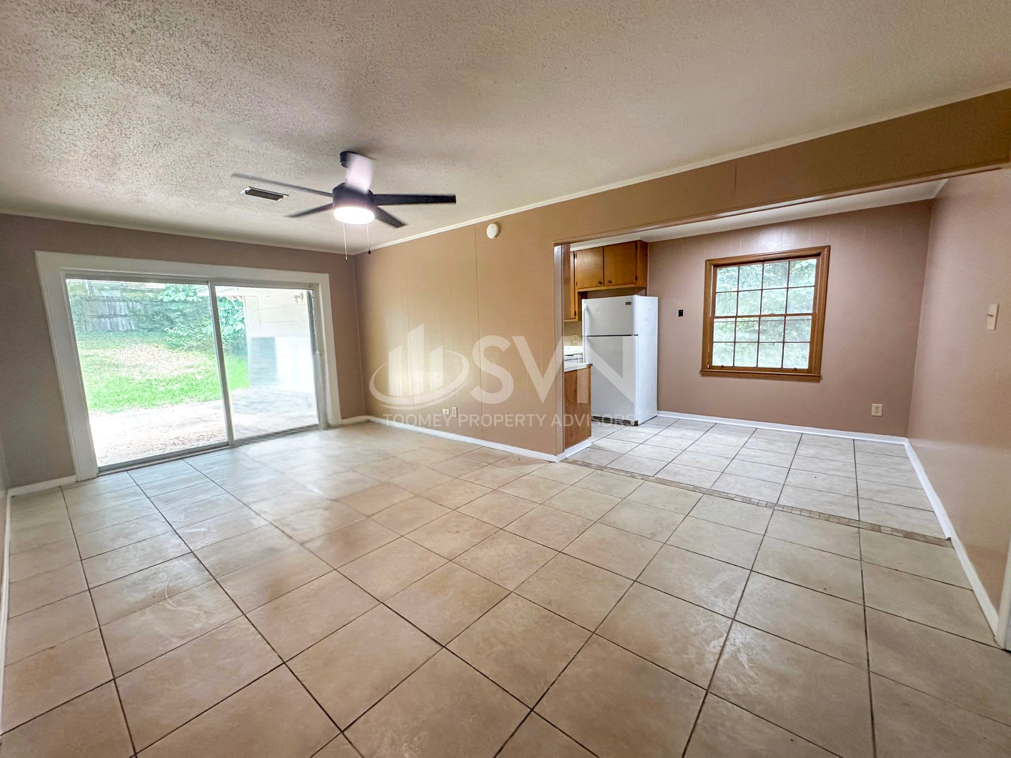 313 Vanderbilt Dr – photo 2