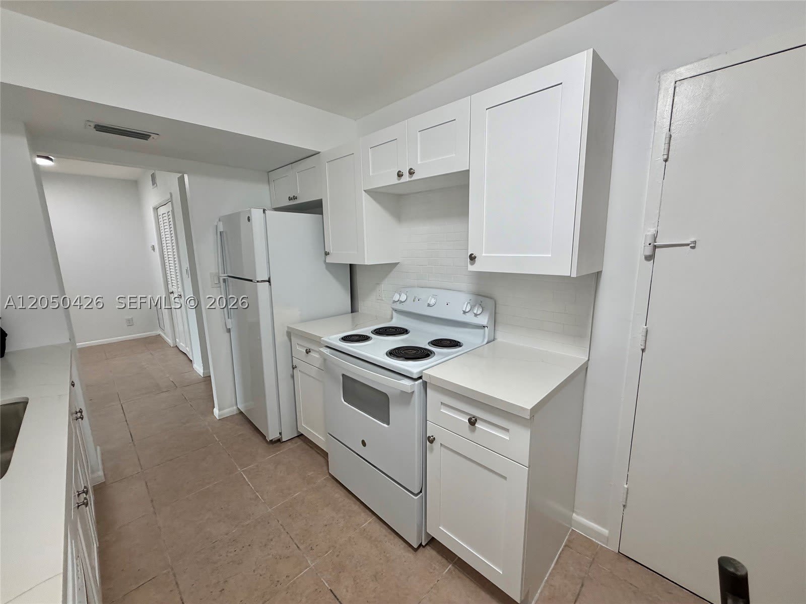 4400 Hillcrest Dr – photo 5