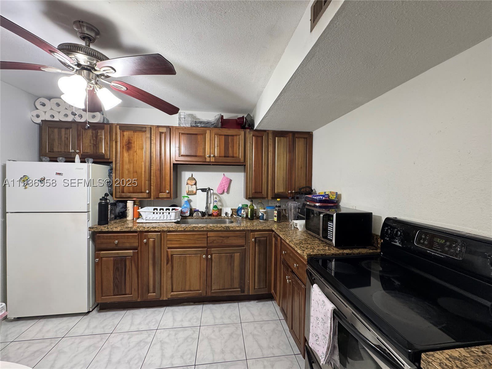 2821 N Miami Beach Blvd – photo 5