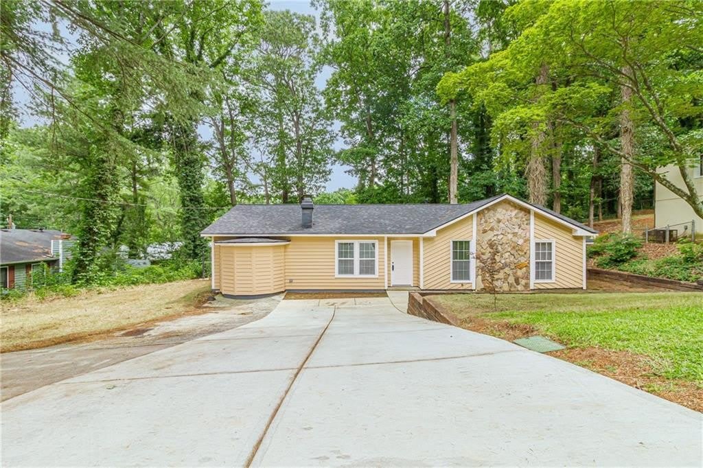 1540 Spender Drive – photo 3