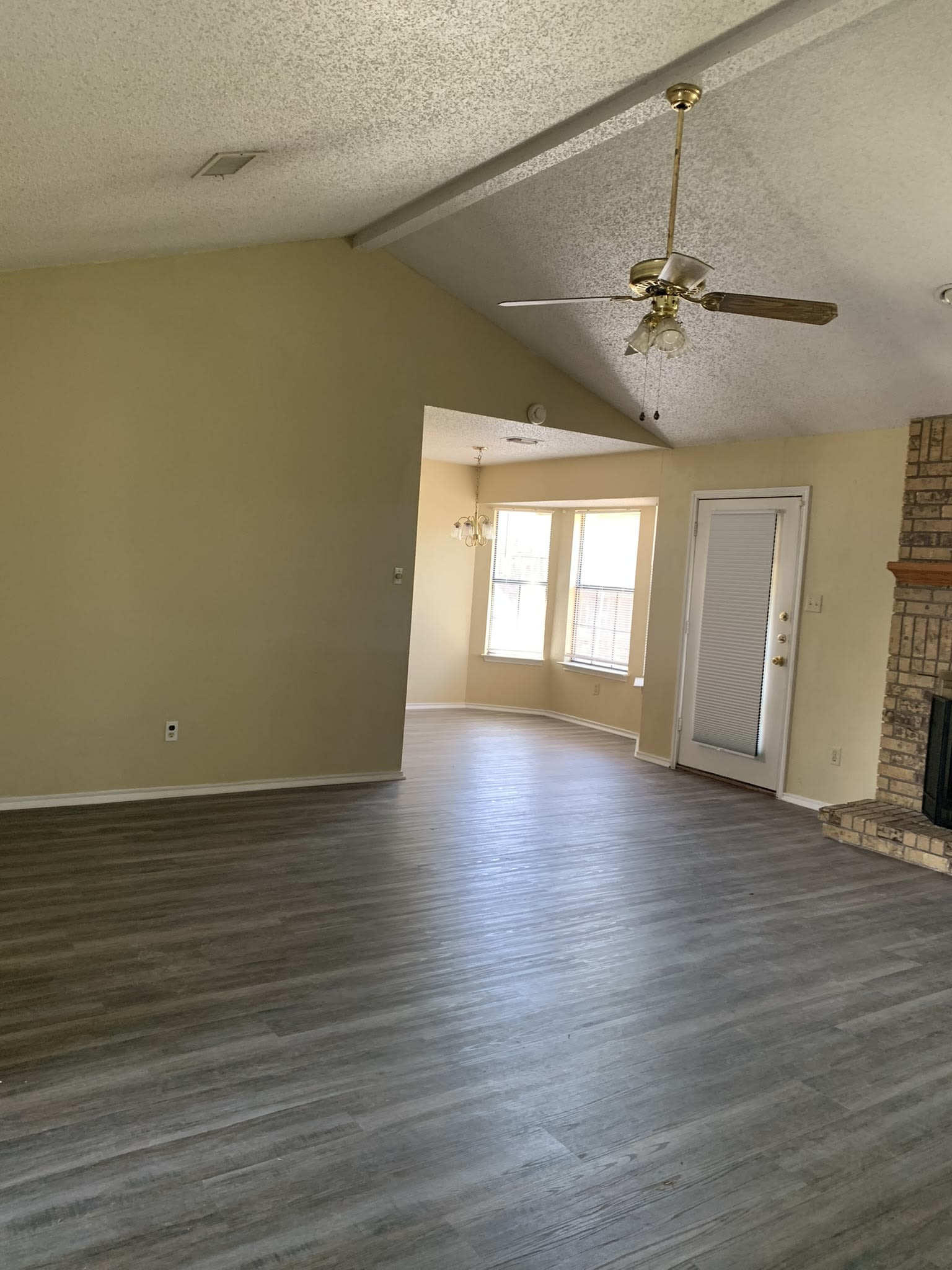 307 Eichelberger Dr – photo 4