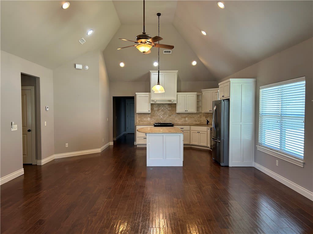 5912 W Willow Street – photo 5