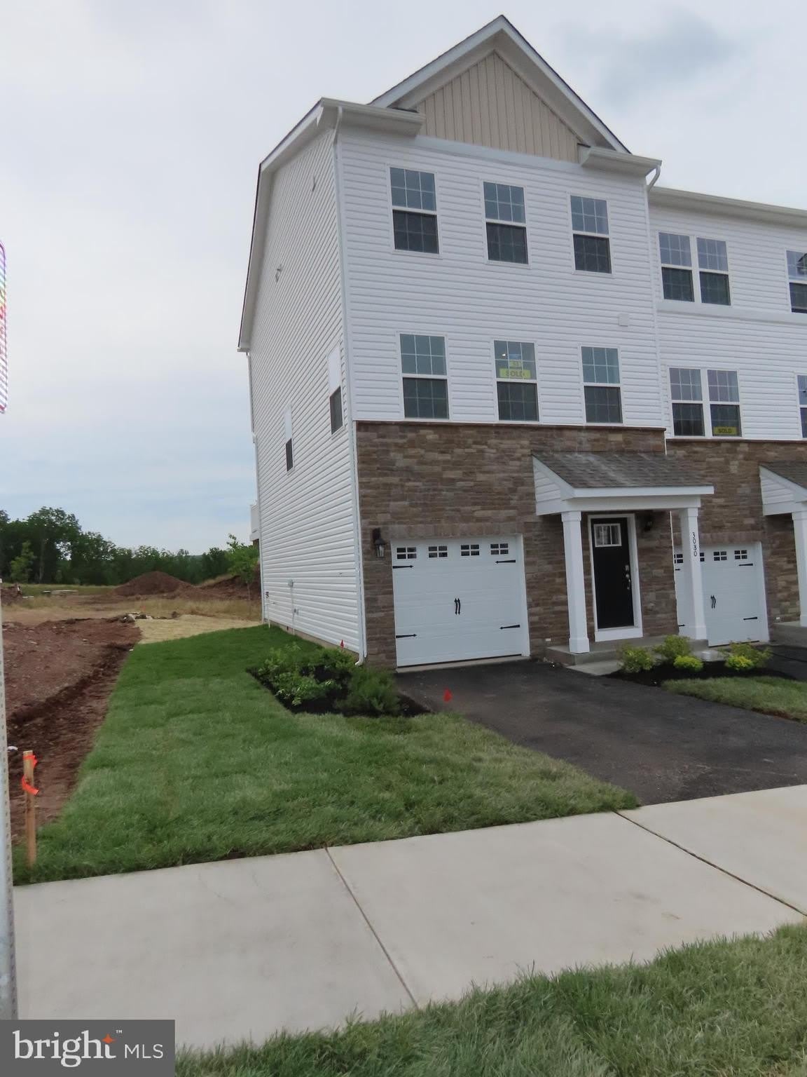 3080 MARTHA WAY – photo 1