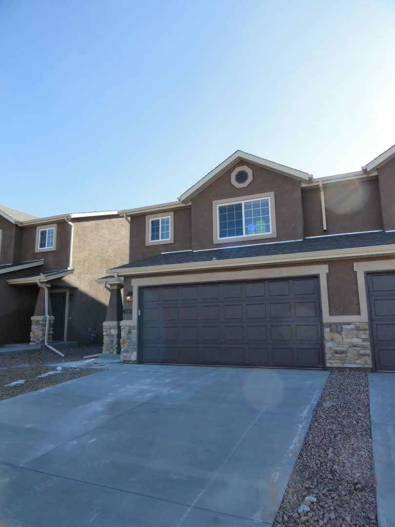 LUXURY TOWNHOME IN NE CO SPGS, AVAILABLE JUNE 15, SHOWINGS START JUNE 10TH – photo 1