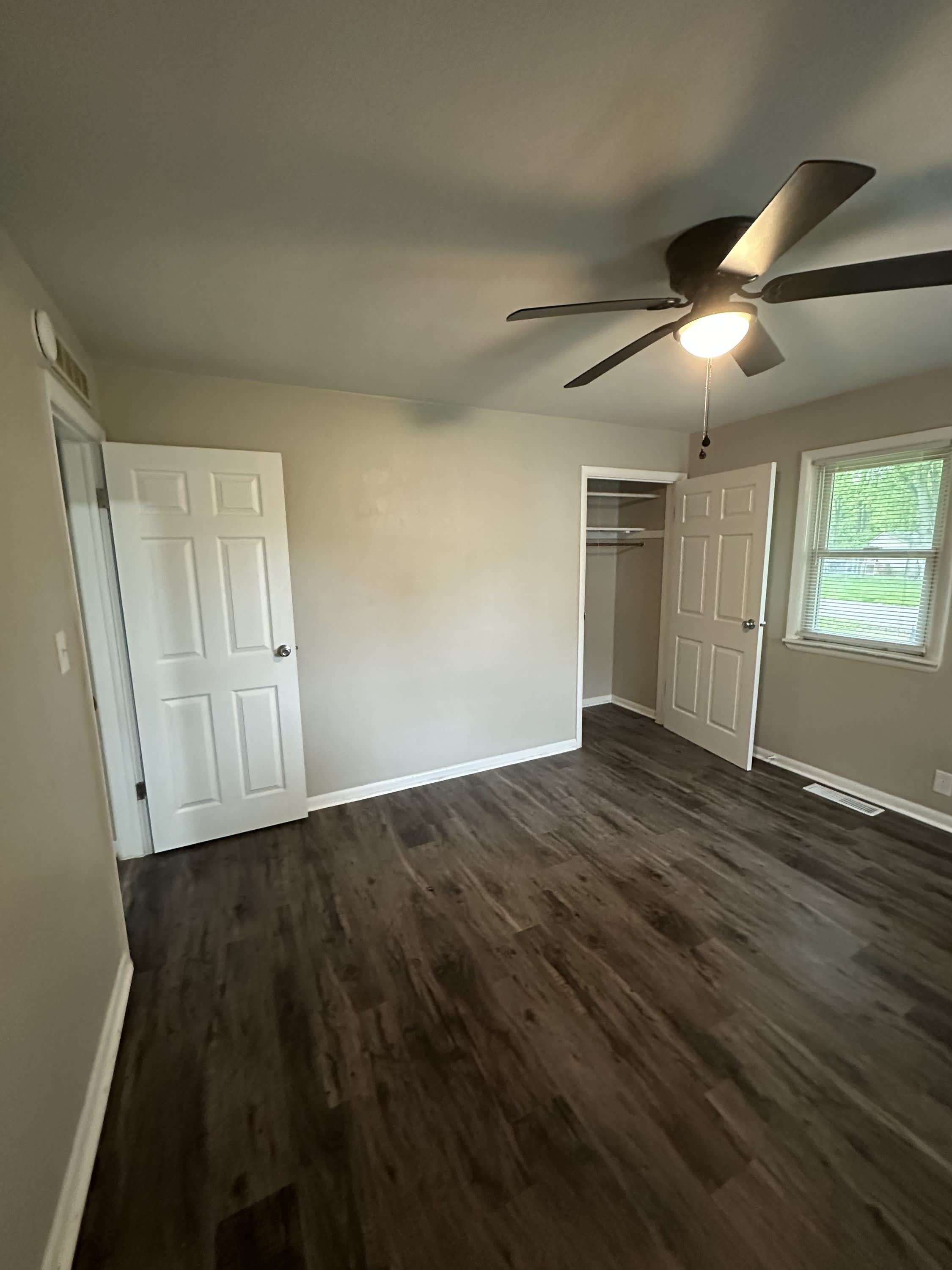 904 West 16Th Street – photo 4