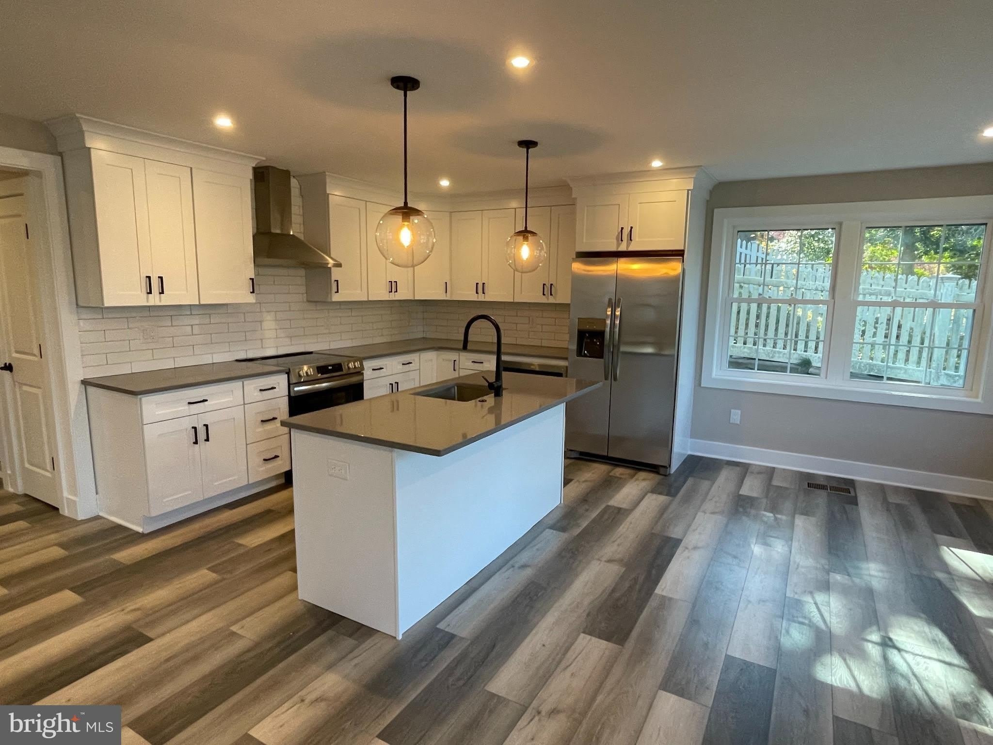 505 S ORANGE Street – photo 3