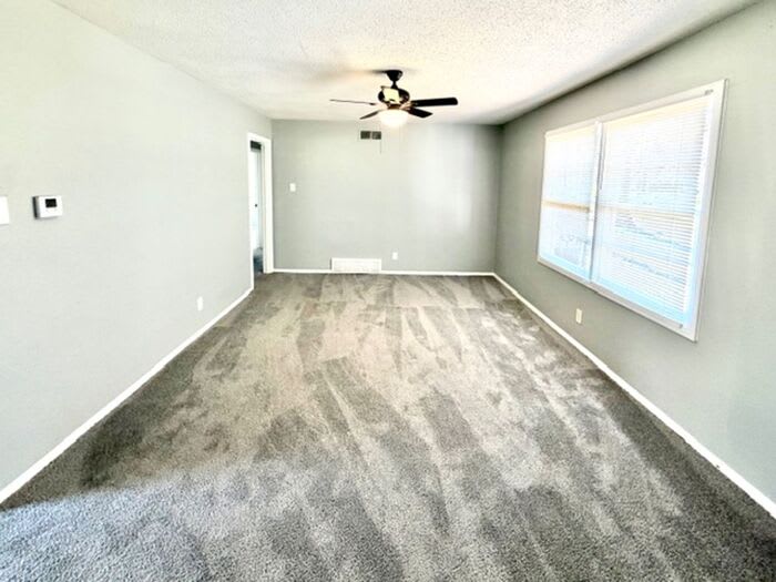 3203 Aden Street – photo 3