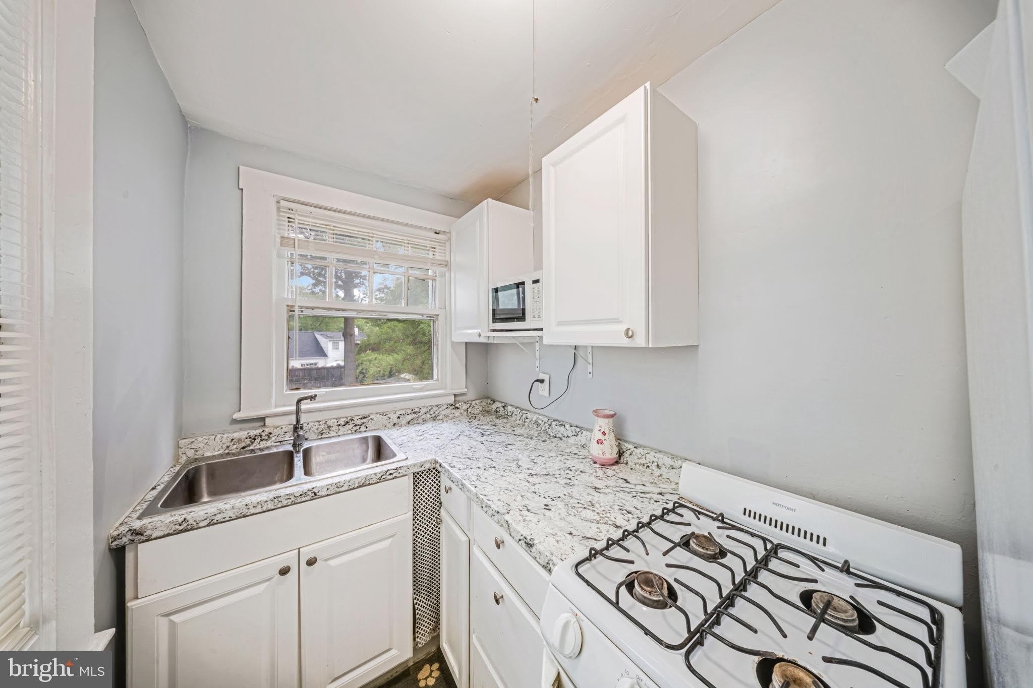 4605 CALVERT Road – photo 5