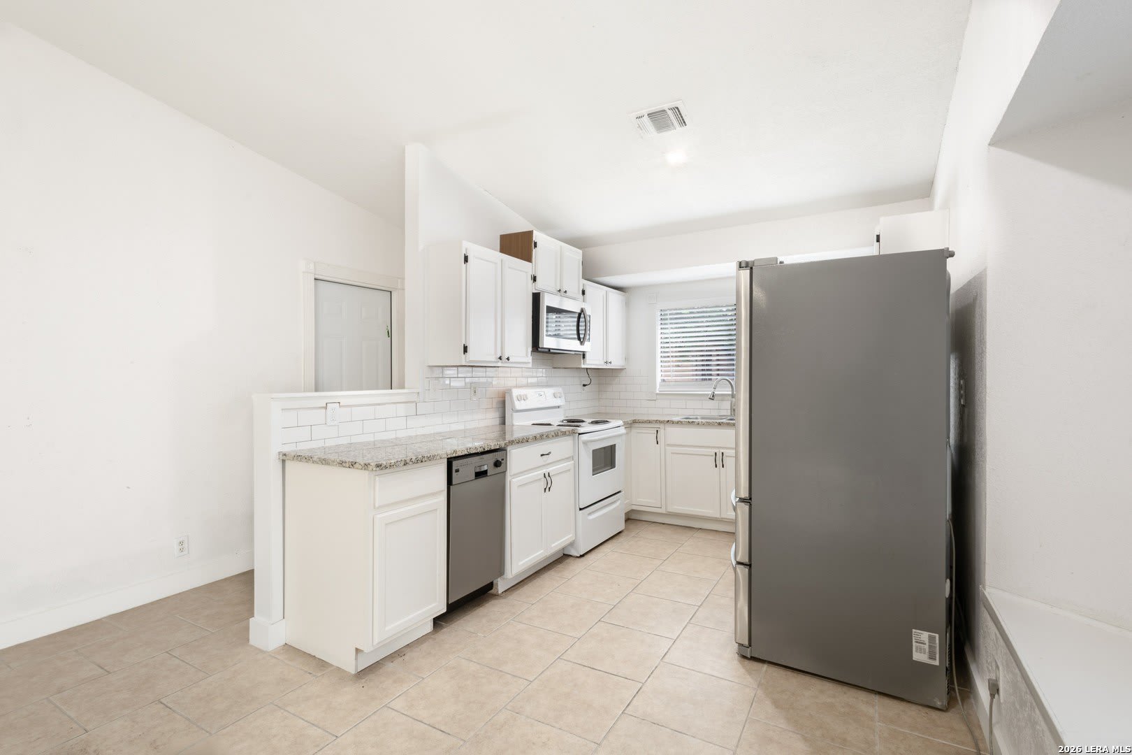 4003 Sunrise Creek Dr – photo 4