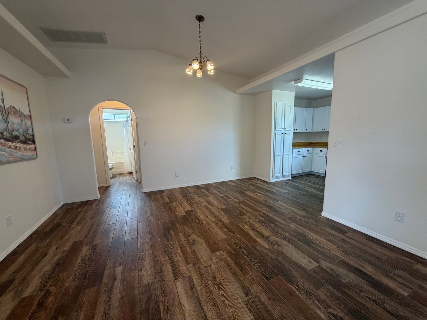 2 bedrooms 2 baths in Mesquite Creek with Community Pool and Spa – photo 4