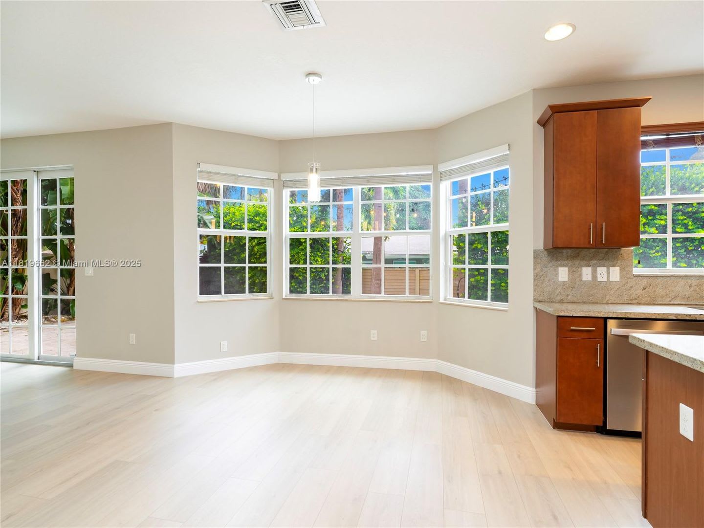 2028 SW 16th Terrace 2028, Fort Lauderdale, FL 33315 – photo 2