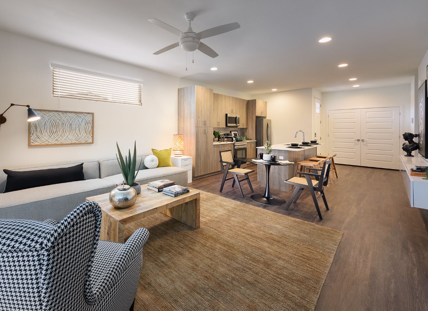 Sanctuary On 51St – photo 1
