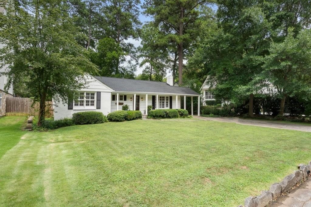 2151 Radcliffe Drive NW – photo 2