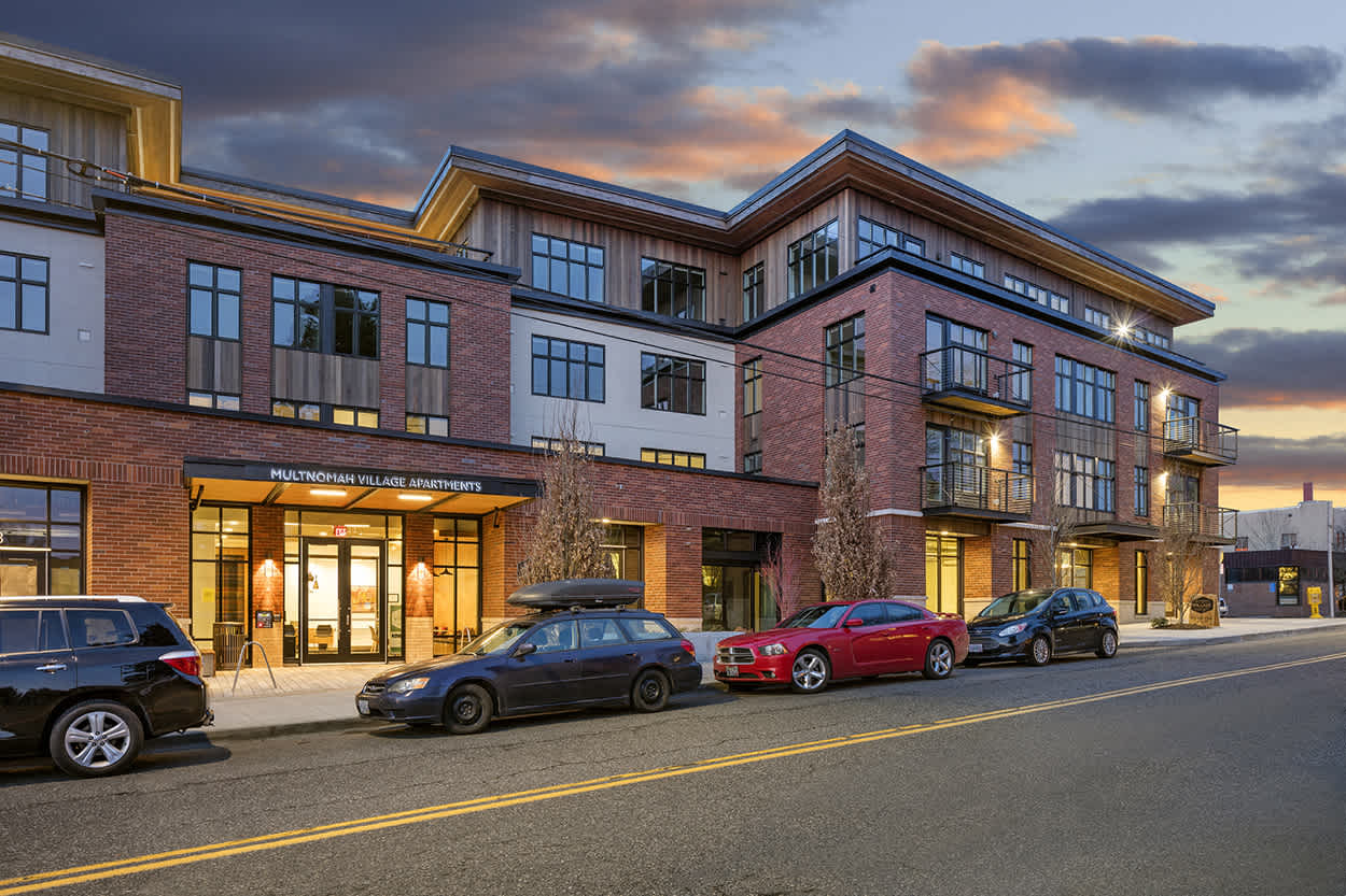 Multnomah Village – photo 1