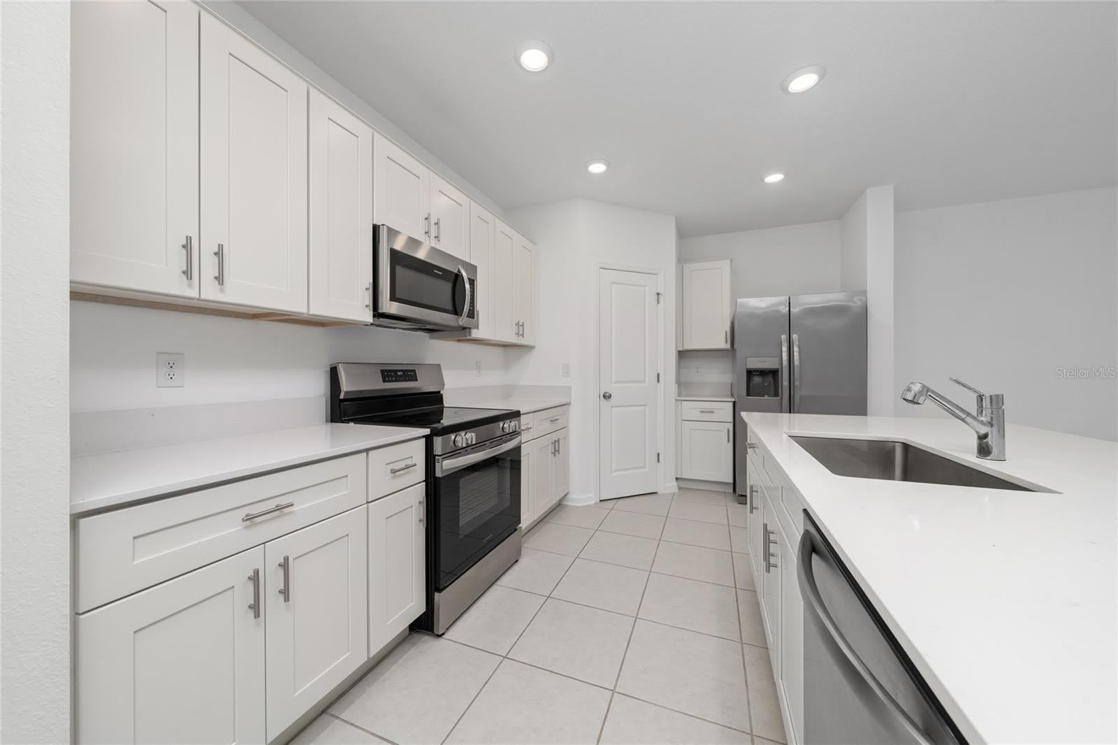 5794 LE MARIN Way – photo 3