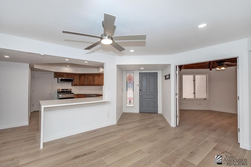 2174 S DEL VALLE WY – photo 2