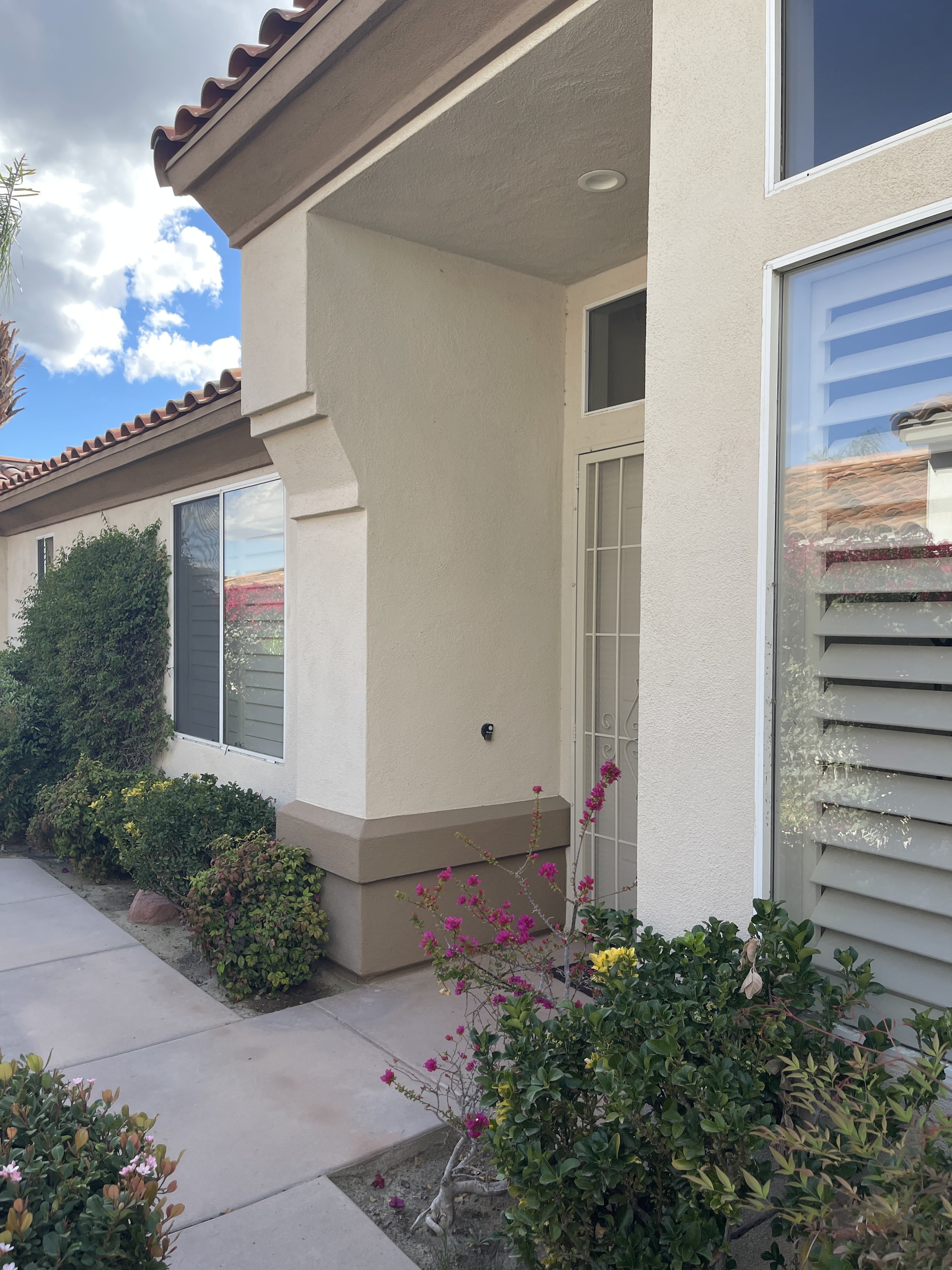 392 Desert Holly Drive – photo 5
