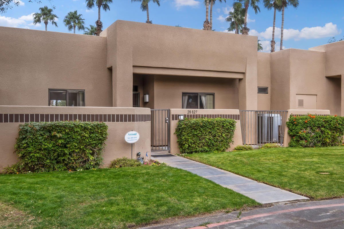 28827 Isleta Court – photo 4