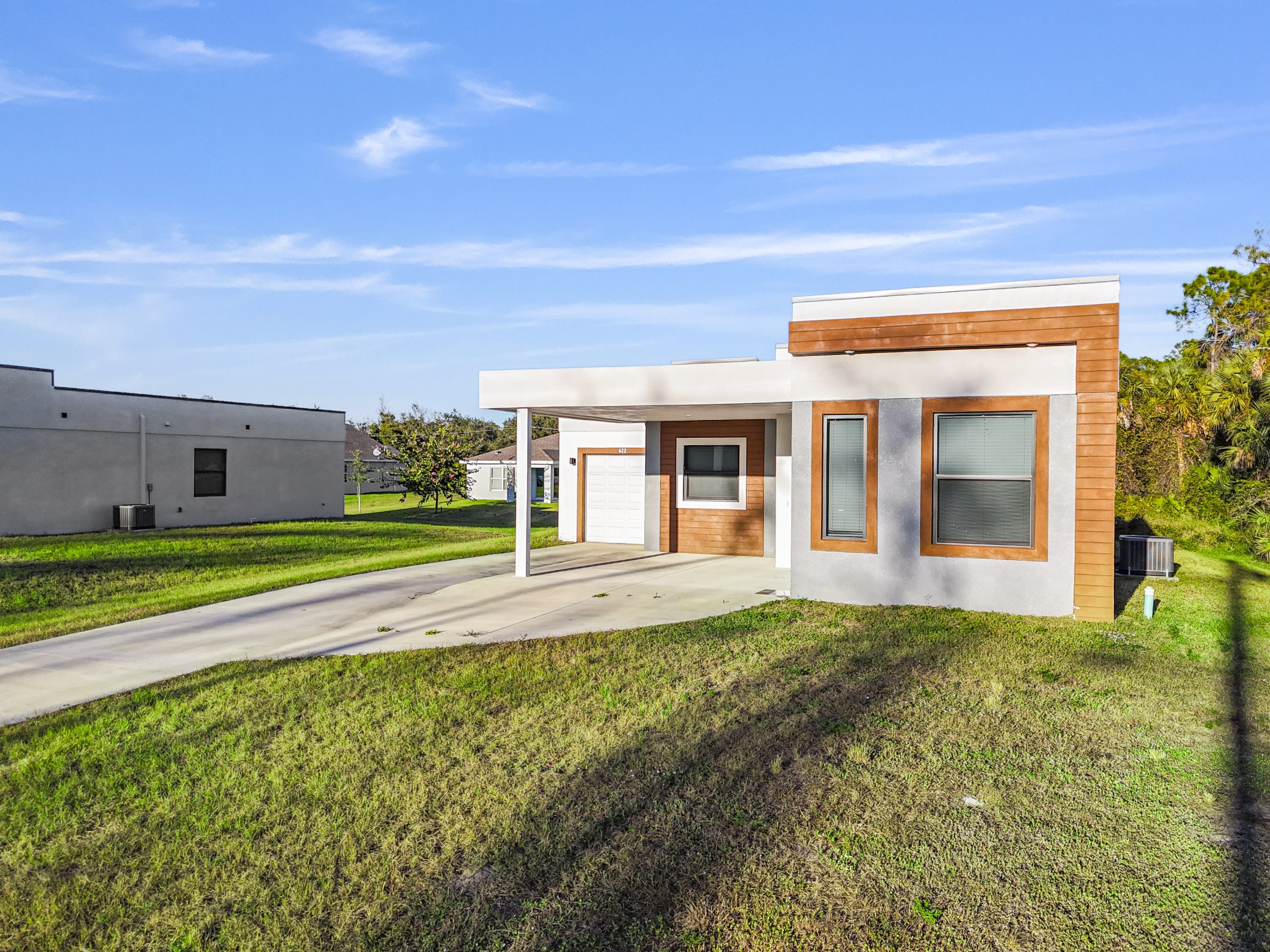 622 Windermere Drive – photo 1