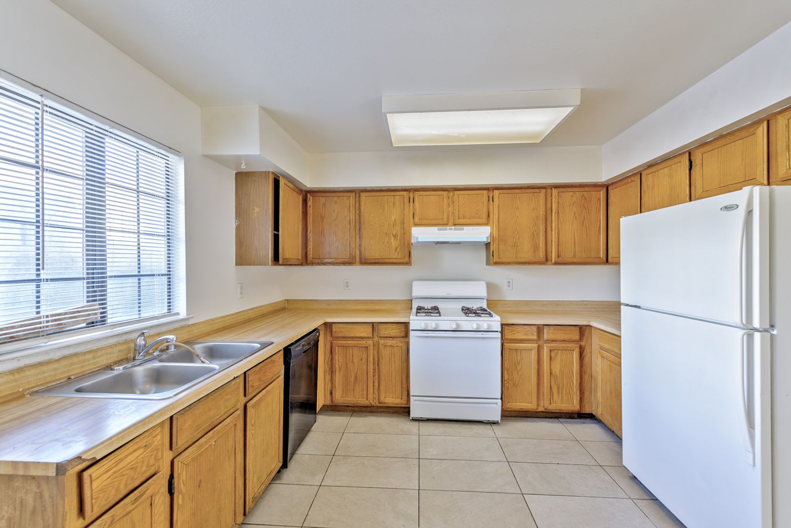 7030 Burcot Avenue Unit#K113, Las Vegas, Nevada 89156 – photo 2