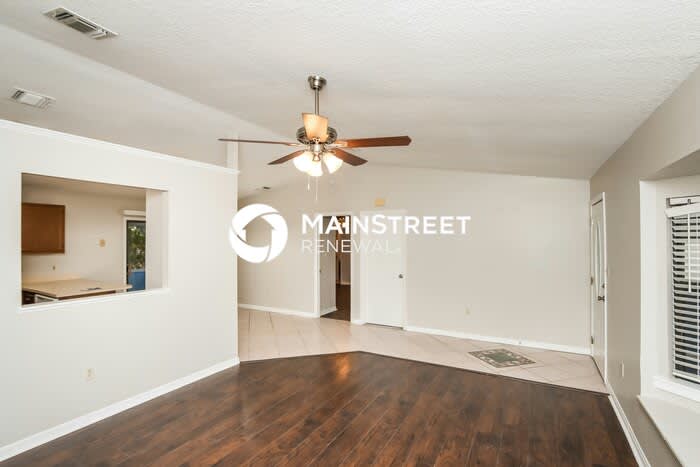 1325 Helvenston Street Northwest – photo 4