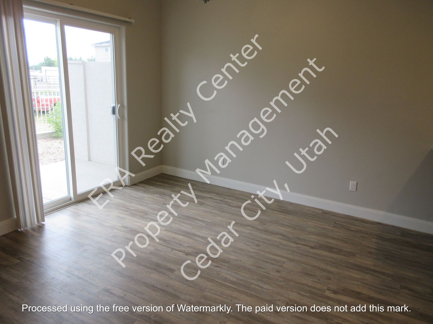 **Move-In Discount** 3 bed -2.5 bath – photo 3