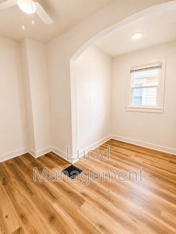 536 West Evelyn Avenue – photo 3