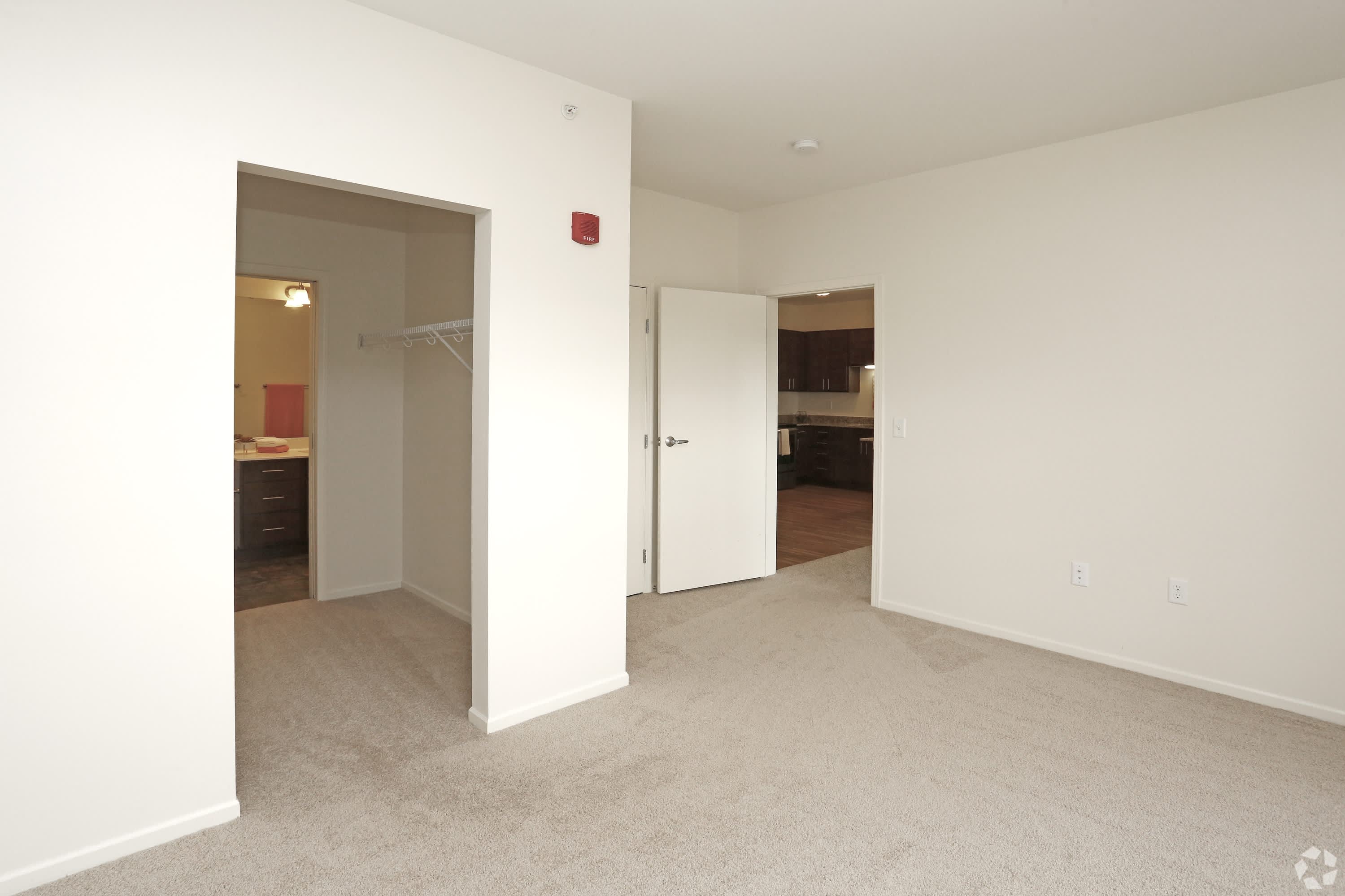 Cascade Apartments – photo 3