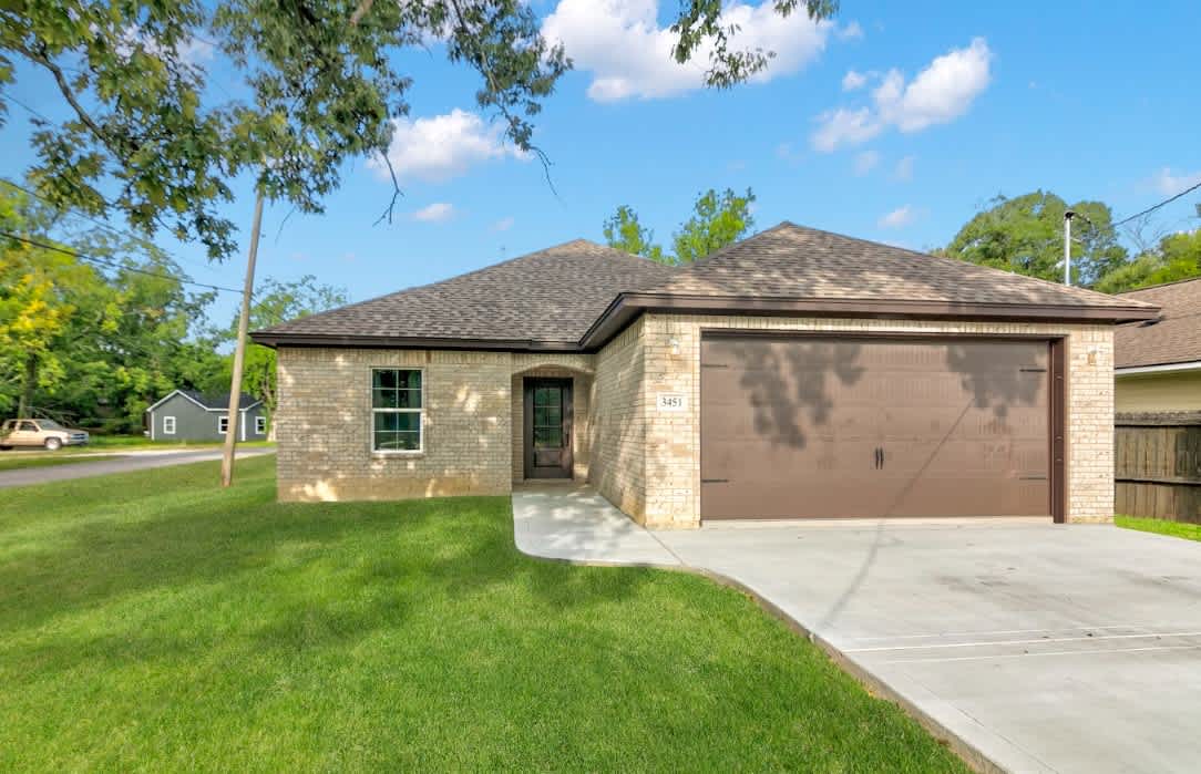 3451 West Ave – photo 1