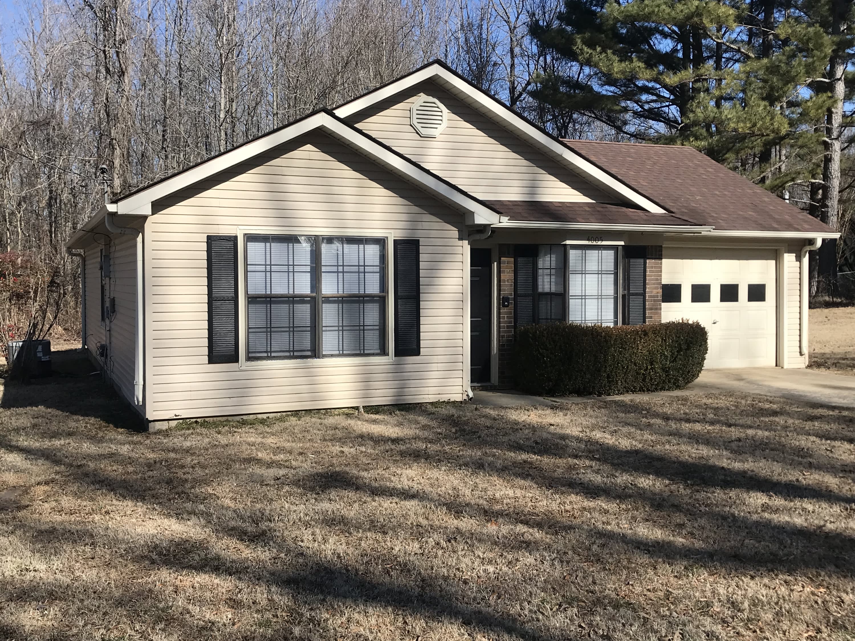 4005 Cedar Valley Drive – photo 1