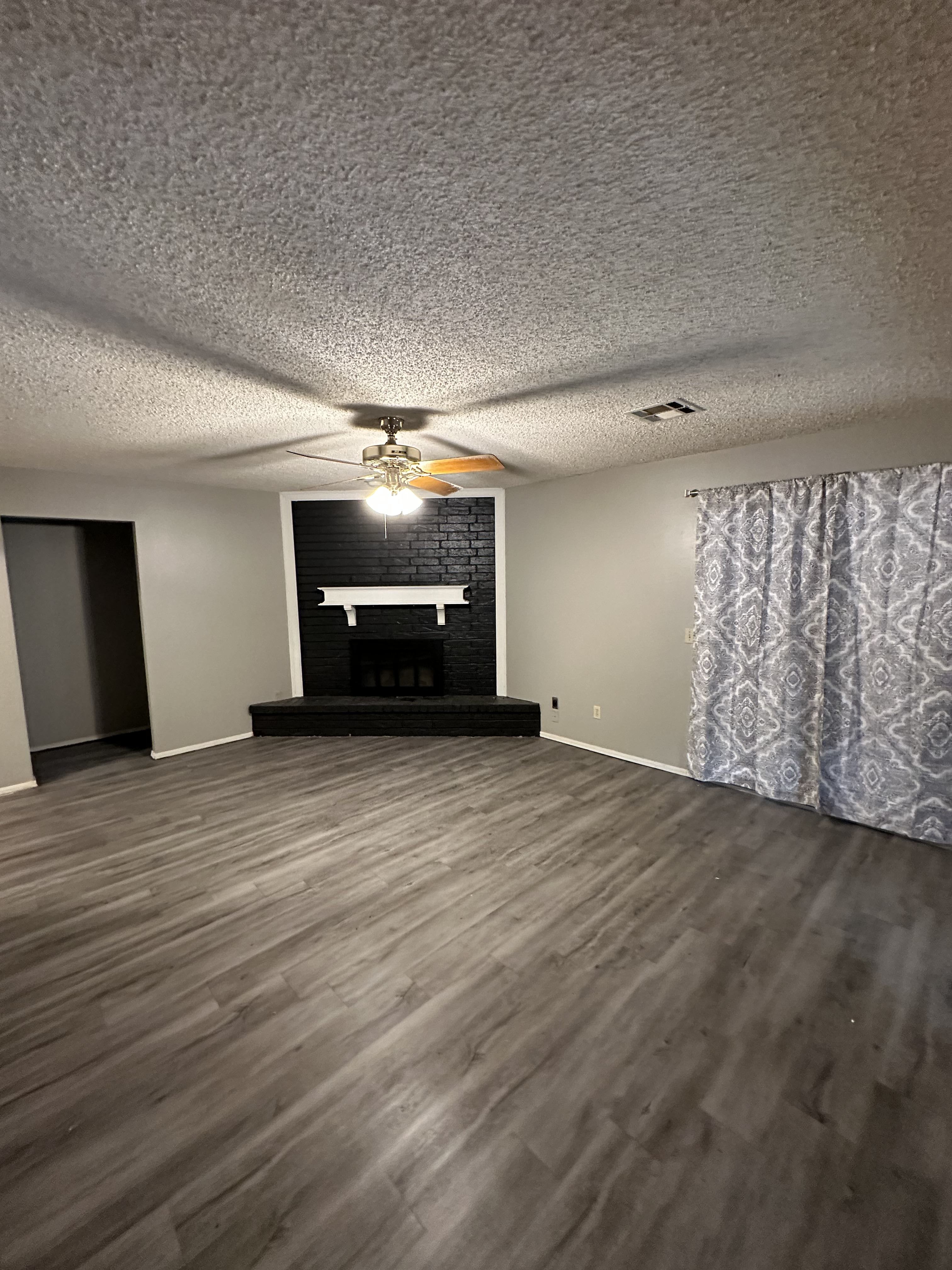 301 N Morgan Dr – photo 4