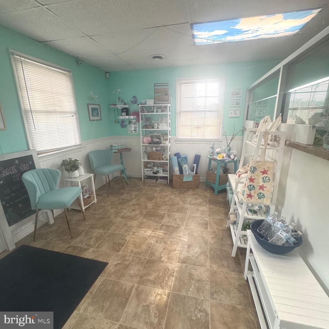 233 Colonial Avenue – photo 4