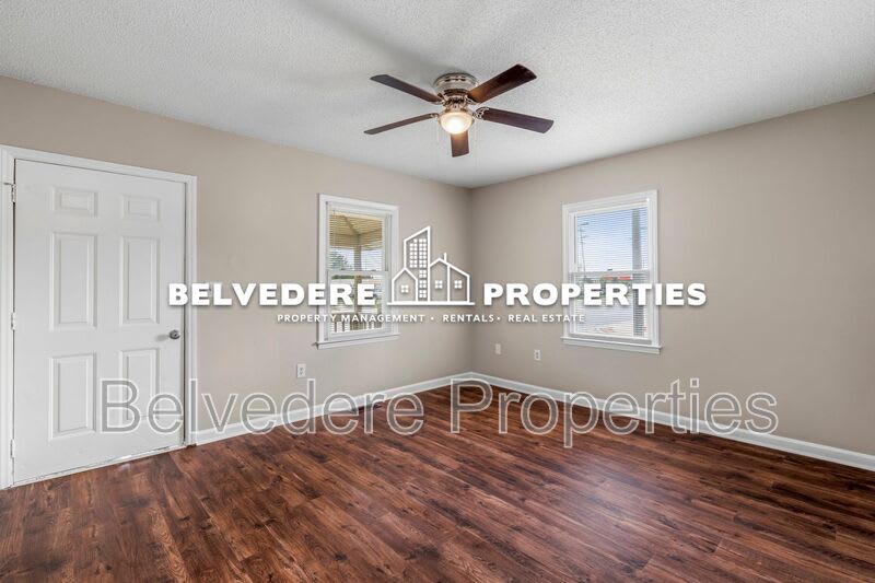 2210 E Market St – photo 4