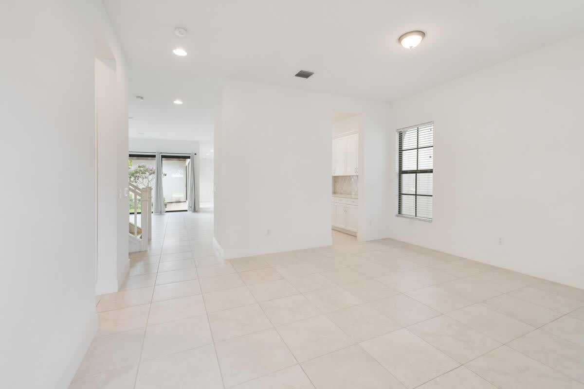 13351 Machiavelli Way – photo 2