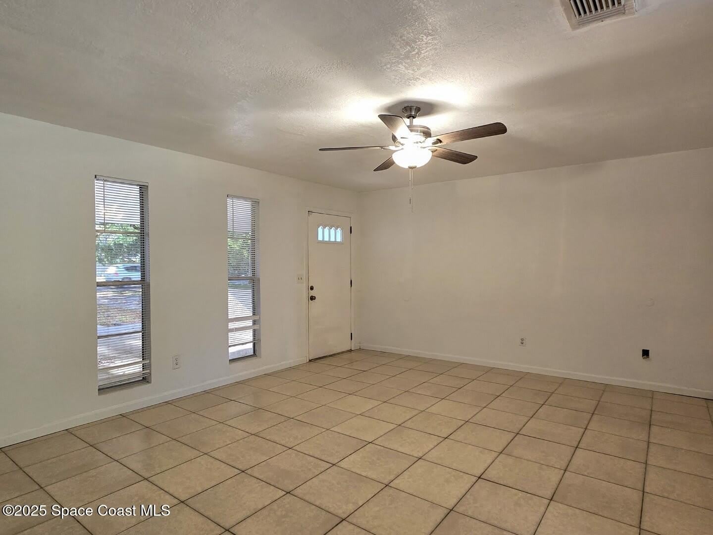 1537 Mango Tree Drive – photo 2