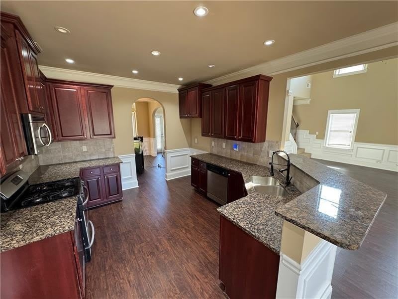 352 Plymstock Drive – photo 4