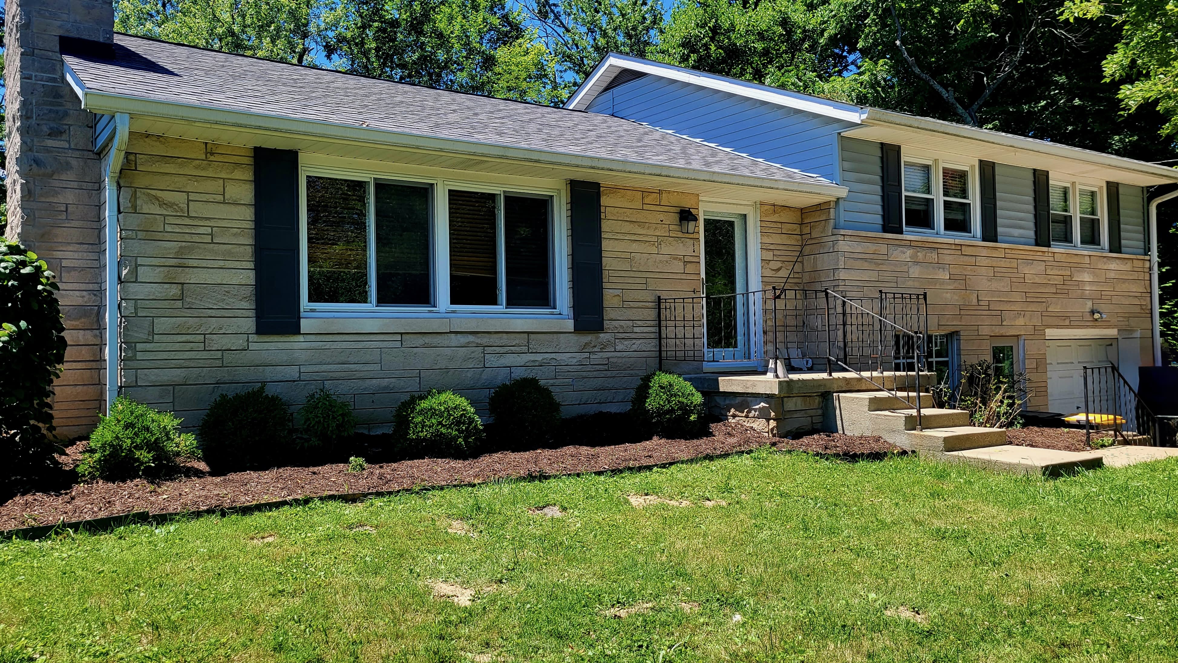 1408 South Longwood Drive – photo 3