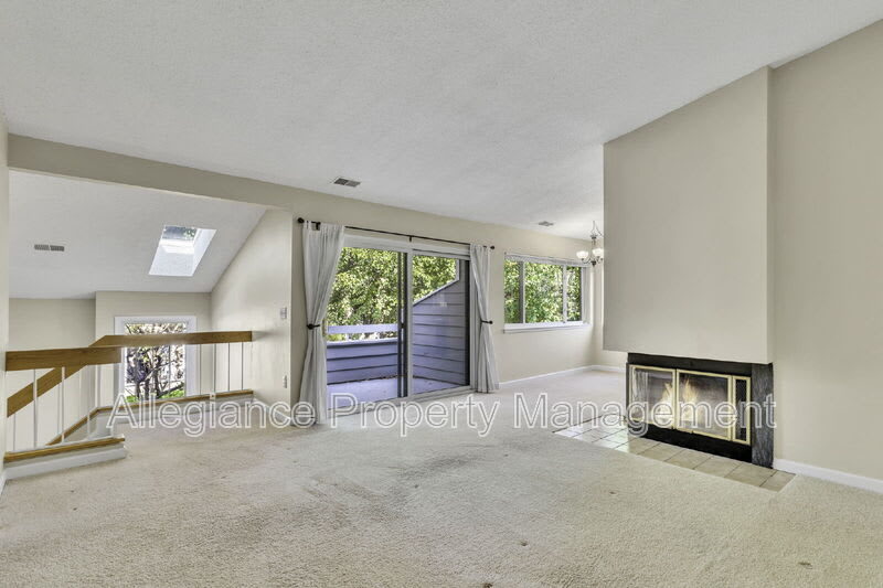 11041 Villaridge Ct – photo 5