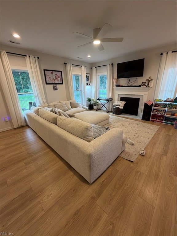 329 Forest Ave – photo 5