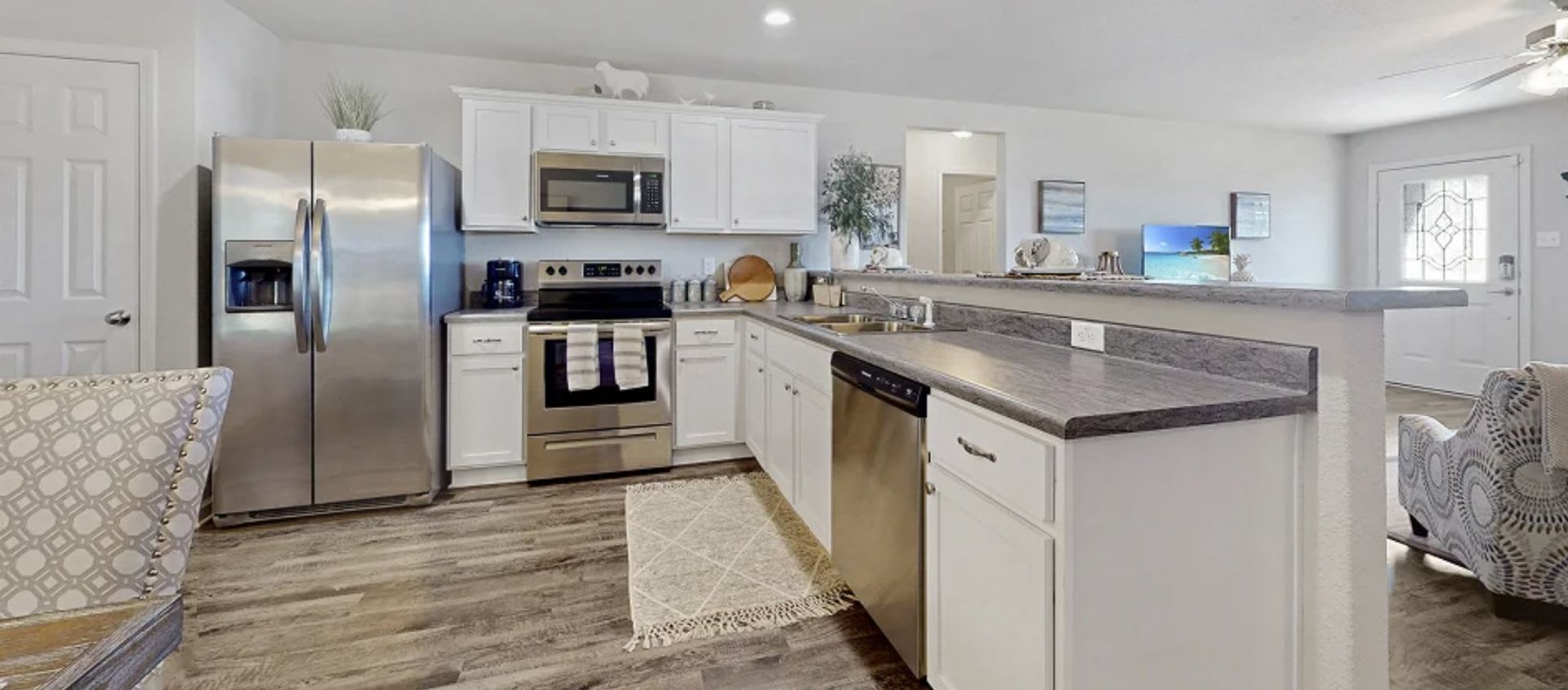 Brand New 3 Bedroom Lennar Home! Available Mid September – photo 2