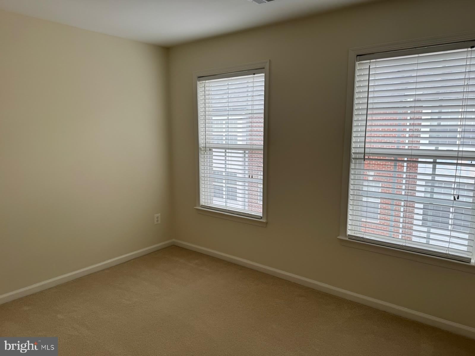 2328 Langston – photo 3