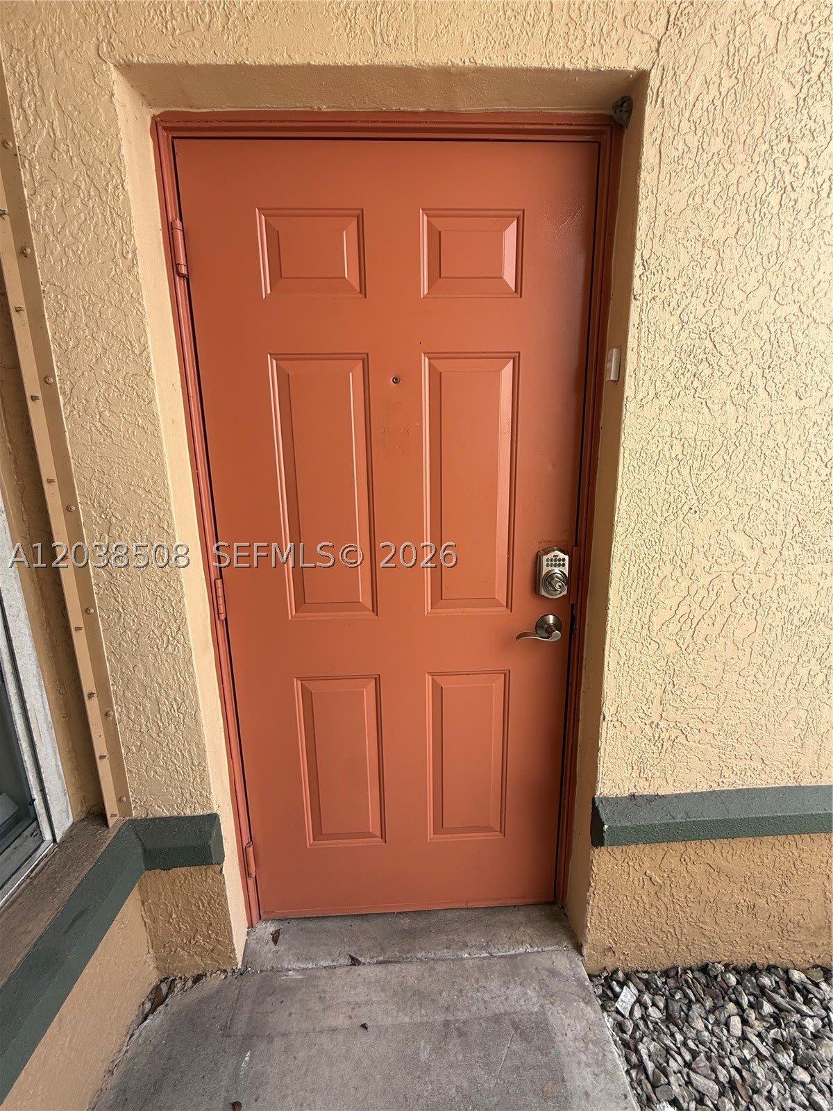 2442 Centergate Dr – photo 5
