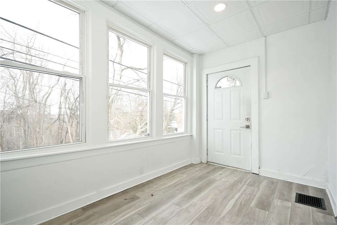 2611 Voelkel Ave – photo 5