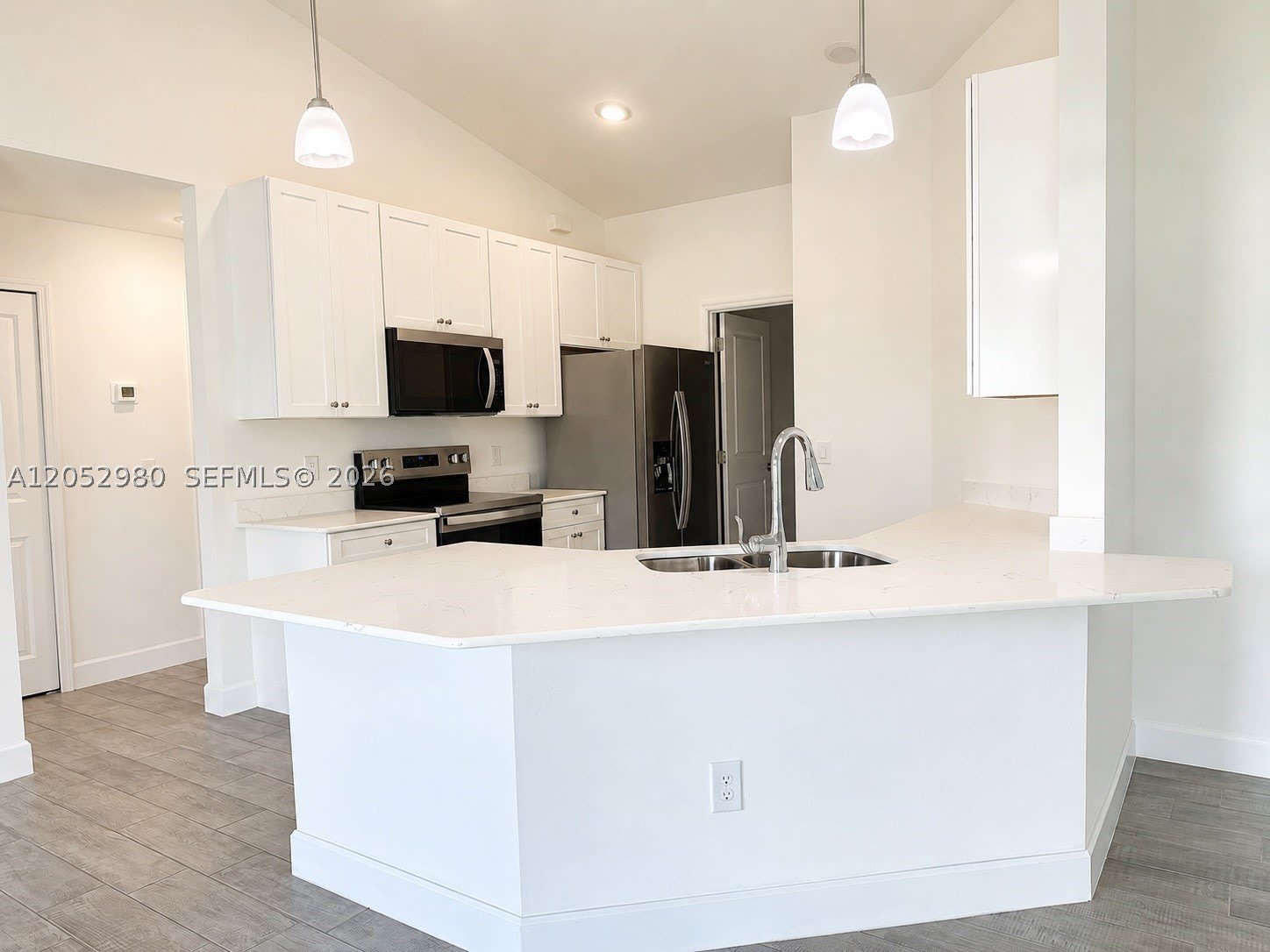 2711 20Th Street Sw – photo 3