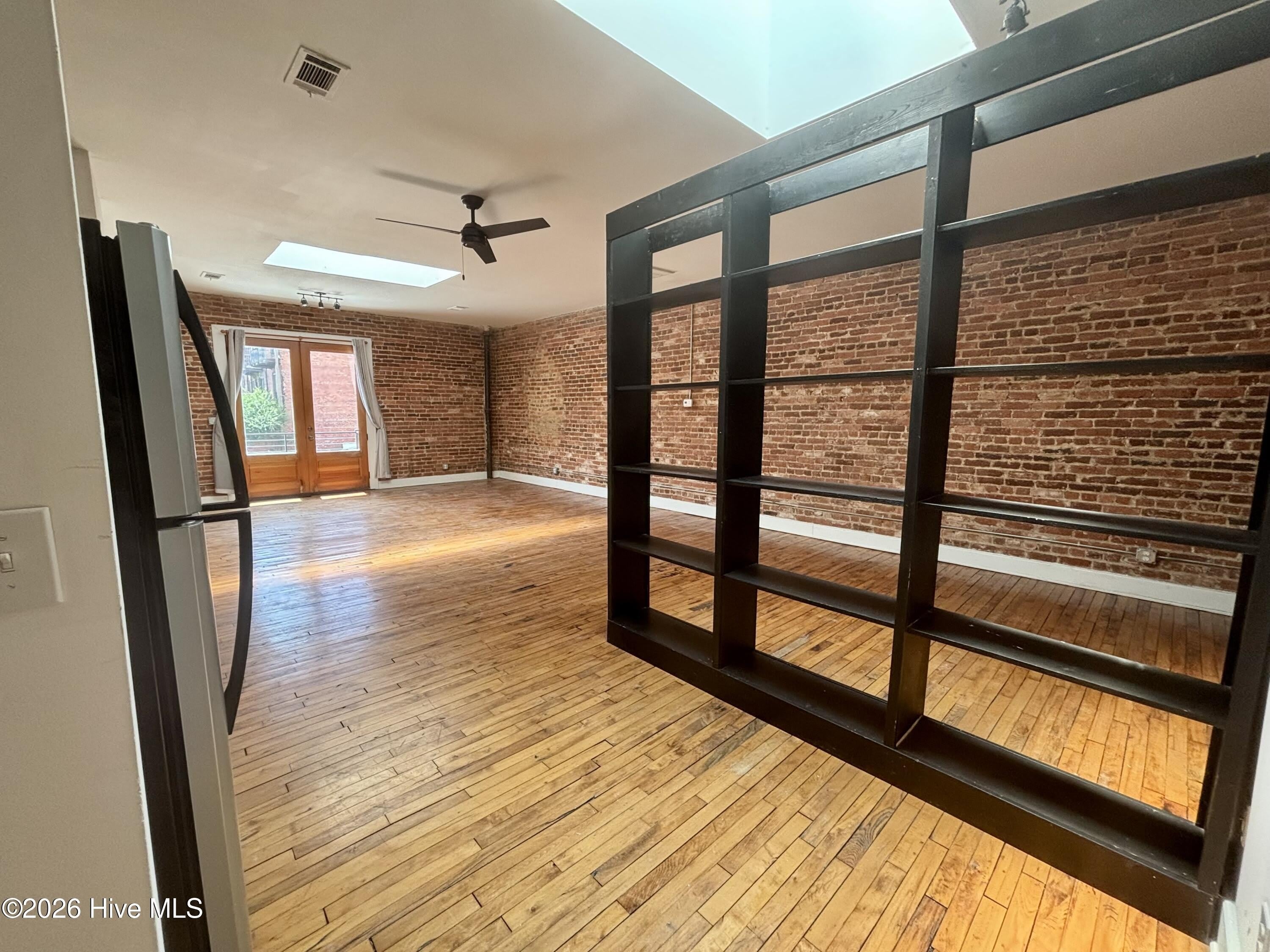 1130 Jones Street – photo 3