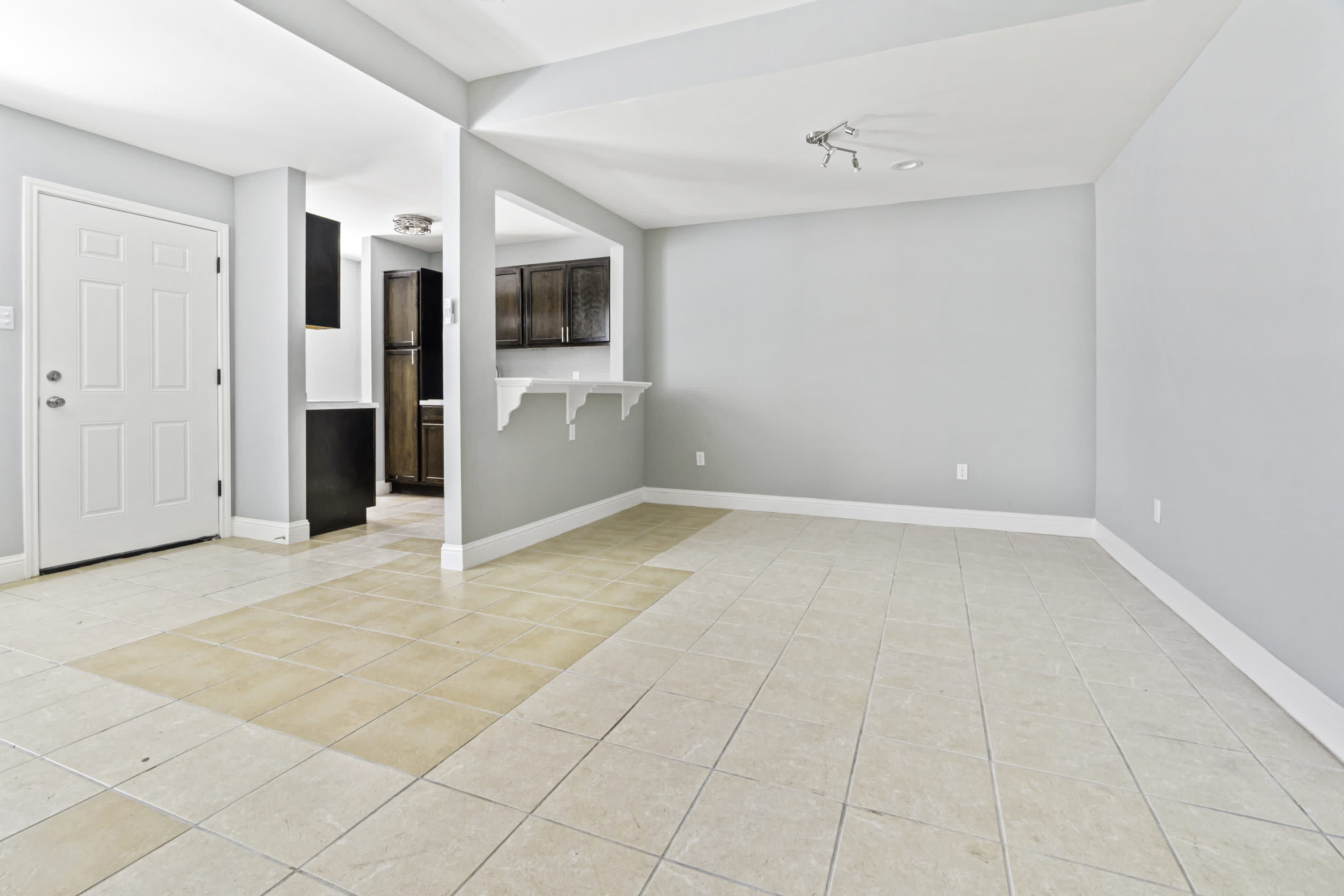 8006 Trapier Avenue – photo 3