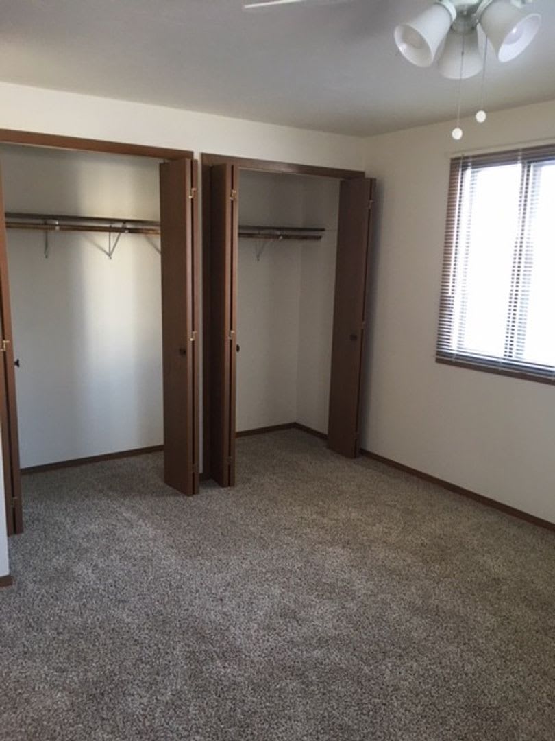 1665 LENWOOD AVENUE – photo 3