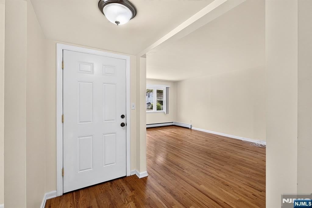 437 2nd Street – photo 4